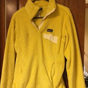 Patagonia yellow fleece pullover